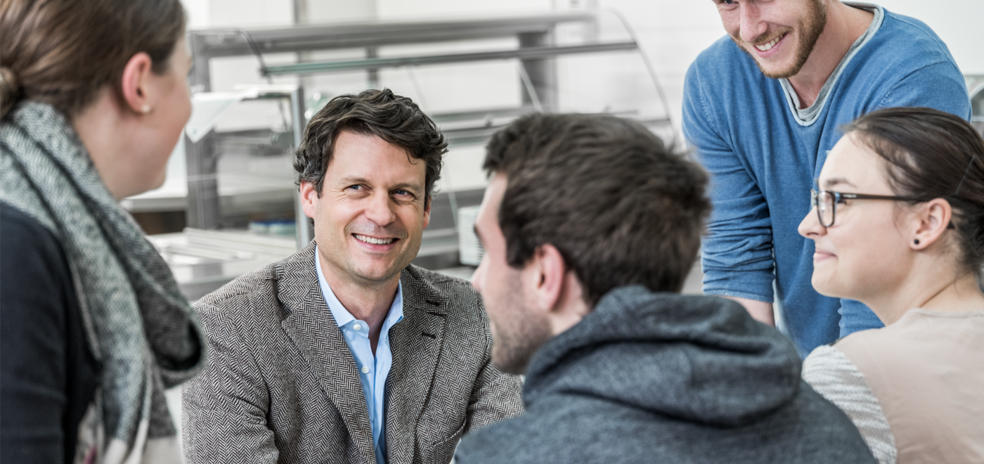 ALEGRIA | Trainer & Berater (m/w/d) im Bereich Gebäudereinigung ALEGRIA | Trainer & Berater (m/w/d) im Bereich Gebäudereinigung - Job München, Mobiles Arbeiten - Karriere bei DR.SCHNELL
