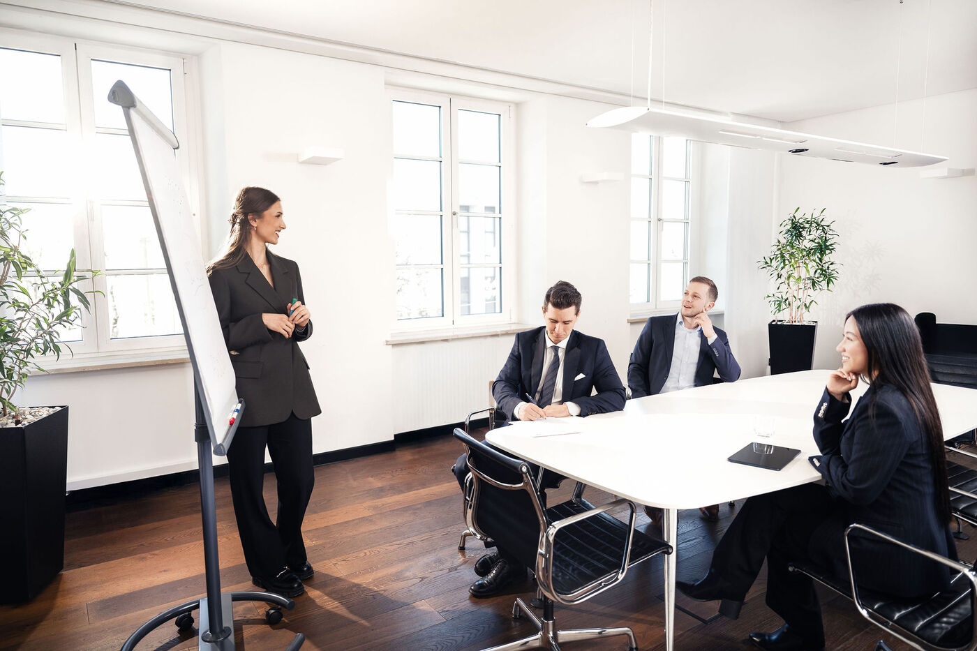 Auszubildender zum Rechtsanwaltsfachangestellten (m/w/d) - Job Stuttgart - SNP Karriere