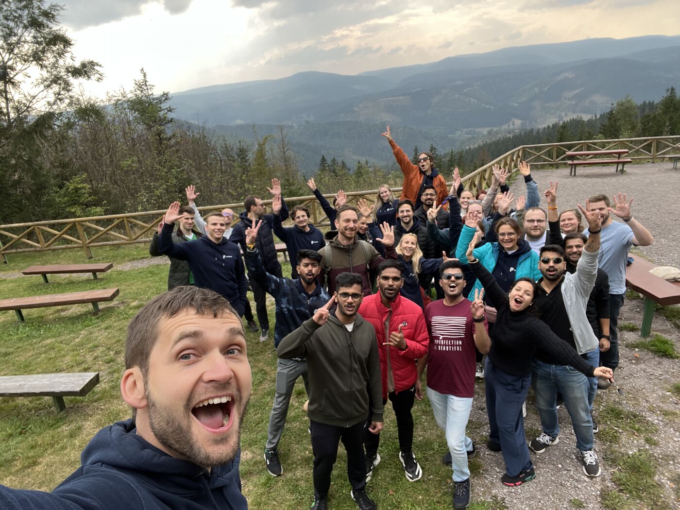 Werkstudent (m/w/d) Sales & Marketing  SAP & Ivalua - Job Walldorf, Home office - Jobs