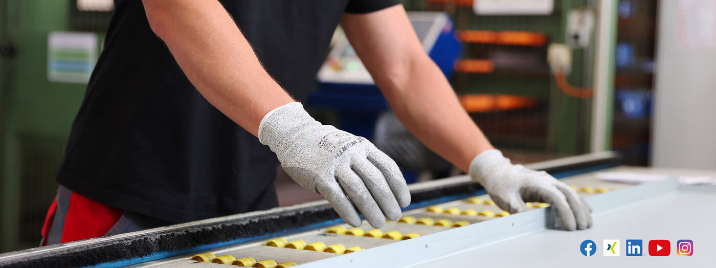 Maschinenbediener (m/w/d) CNC-Blechbearbeitung - Job Herrieden - Sielaff Stellenangebote