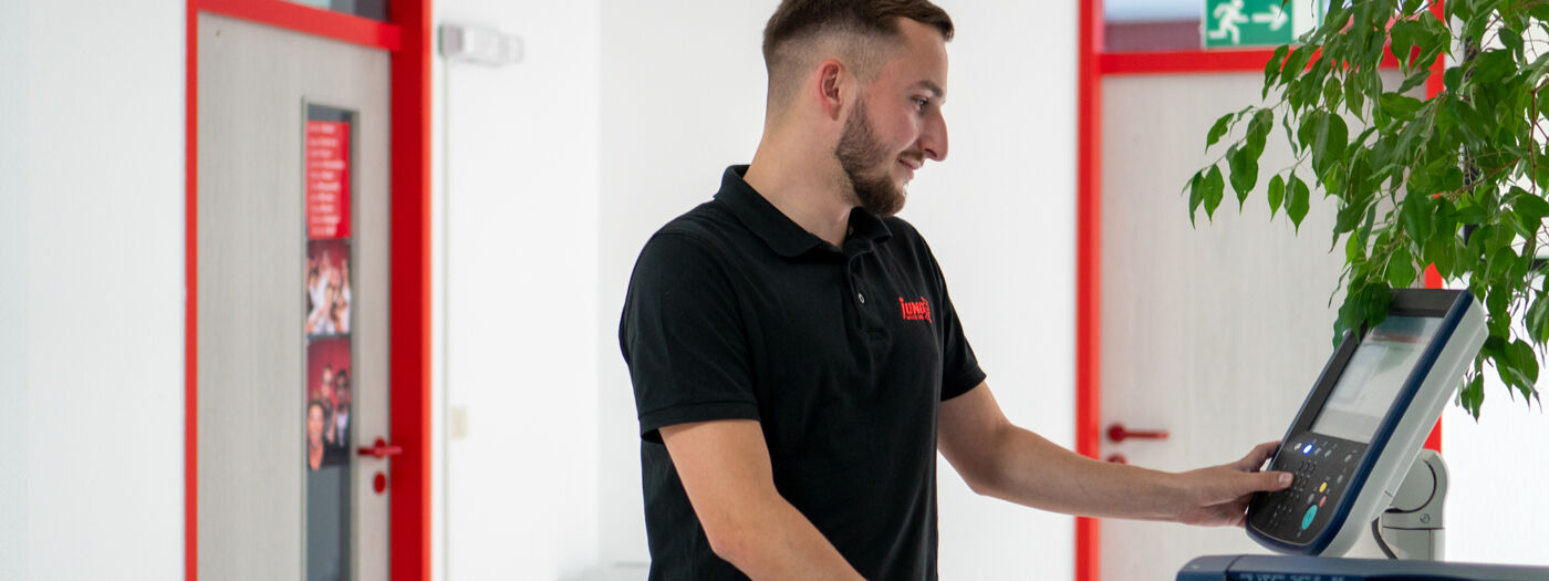 Grafiker/Mediengestalter (m/w/d) Grafiker/Mediengestalter (m/w/d) - Job Ludwigsburg - Karriere | JUNG since 1828