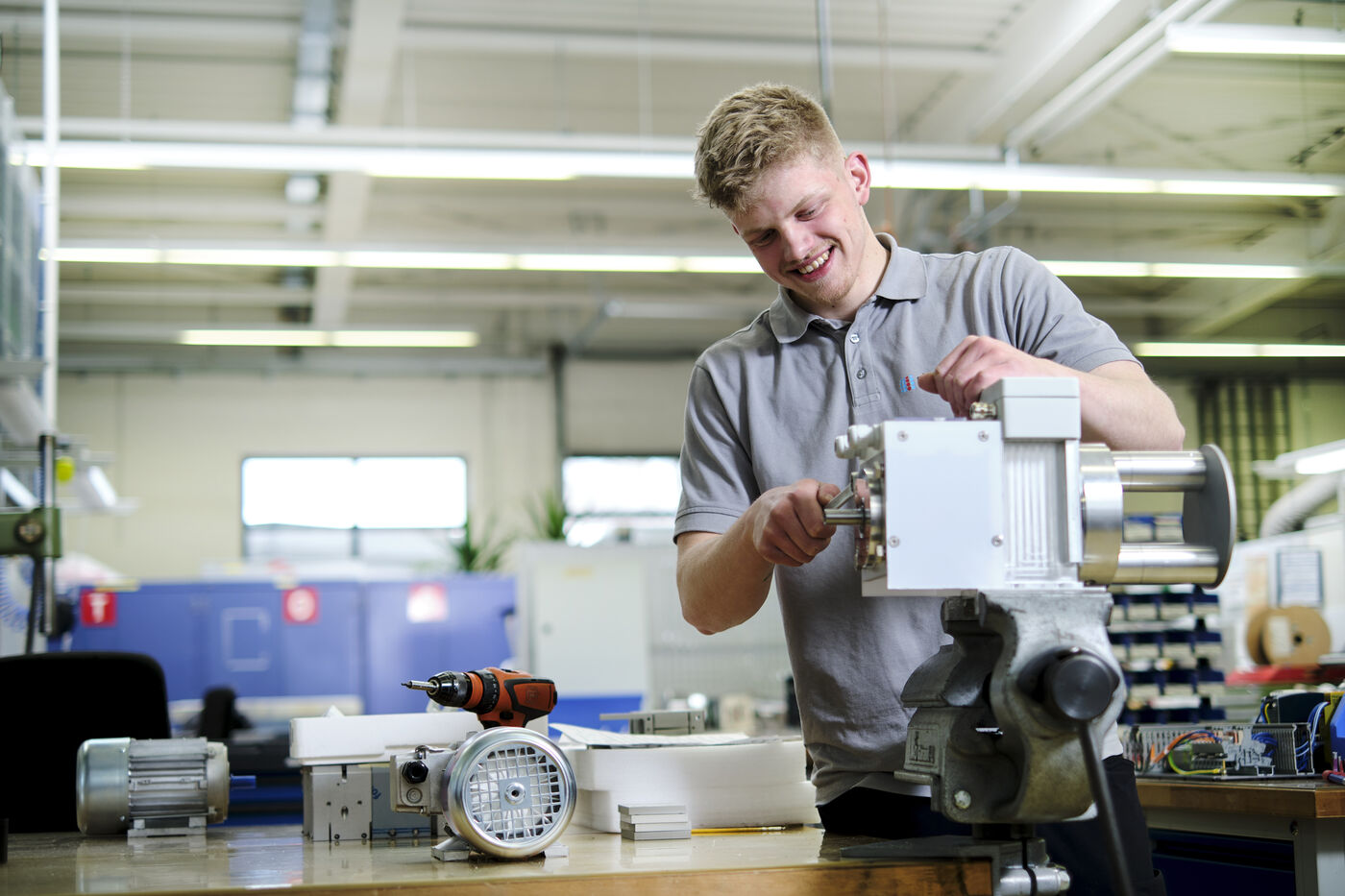 Produktions- und Elektrofachhelfer (m/w/d) Produktions- und Elektrofachhelfer (m/w/d) - Job Steinhagen - Karriere - Stellenangebote I Plasmatreat GmbH - Application form