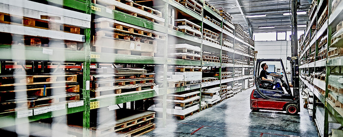 Mitarbeiter Innerbetrieblicher Transporteur (m/w/d) Mitarbeiter Innerbetrieblicher Transporteur (m/w/d) - Job Dortmund - Karriere bei der Moeschter Group GmbH