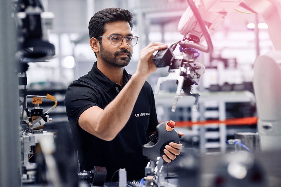 Field Application Engineer - Chennai Field Application Engineer - Chennai - Job Chennai, Home office - Jobs | sensopart.com