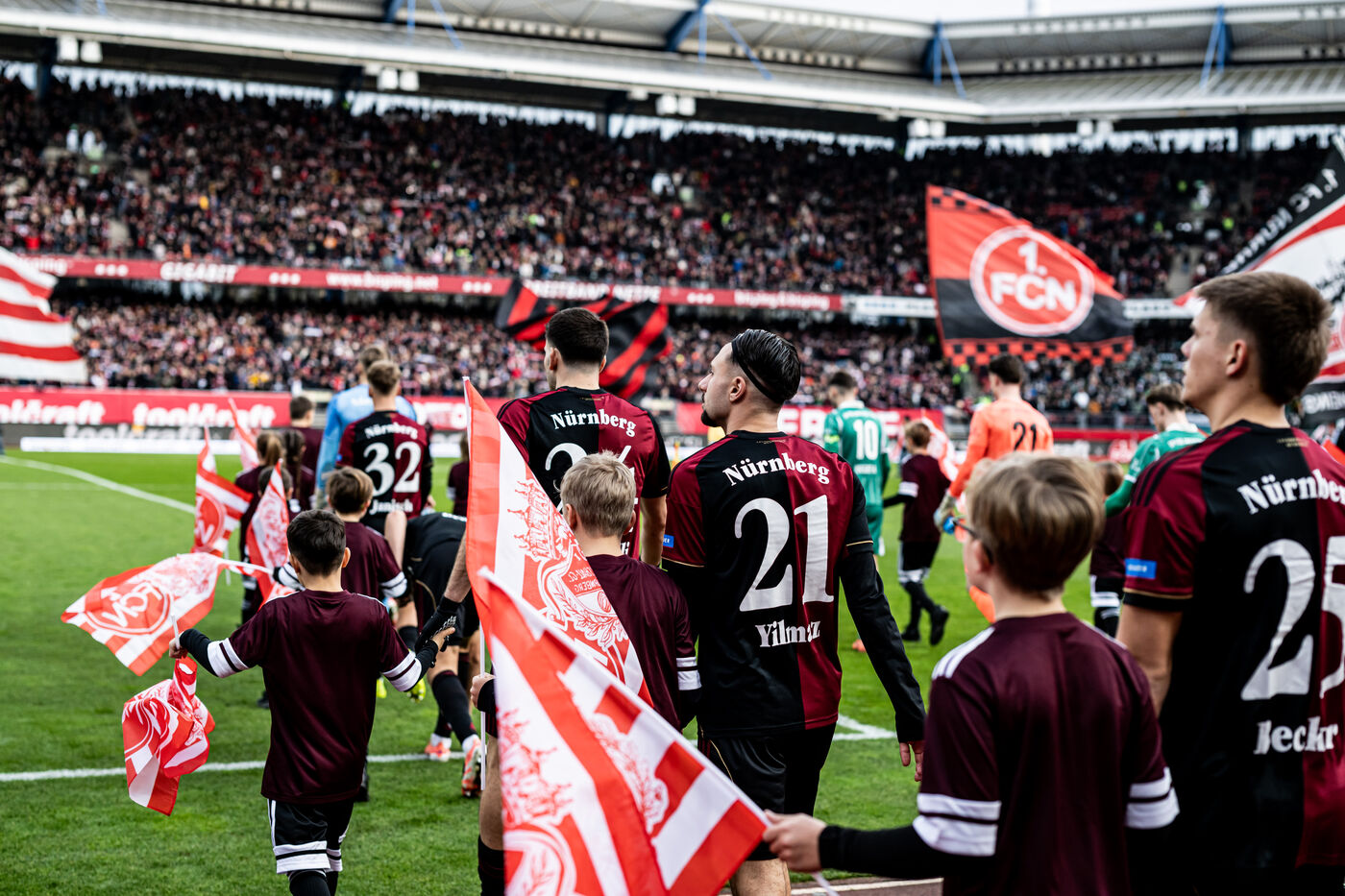 Semesterpraktikant (m/w/d) im Bereich Sport- und Unternehmenskommunikation Semesterpraktikant (m/w/d) im Bereich Sport- und Unternehmenskommunikation - Job Nürnberg - Karriere beim FCN