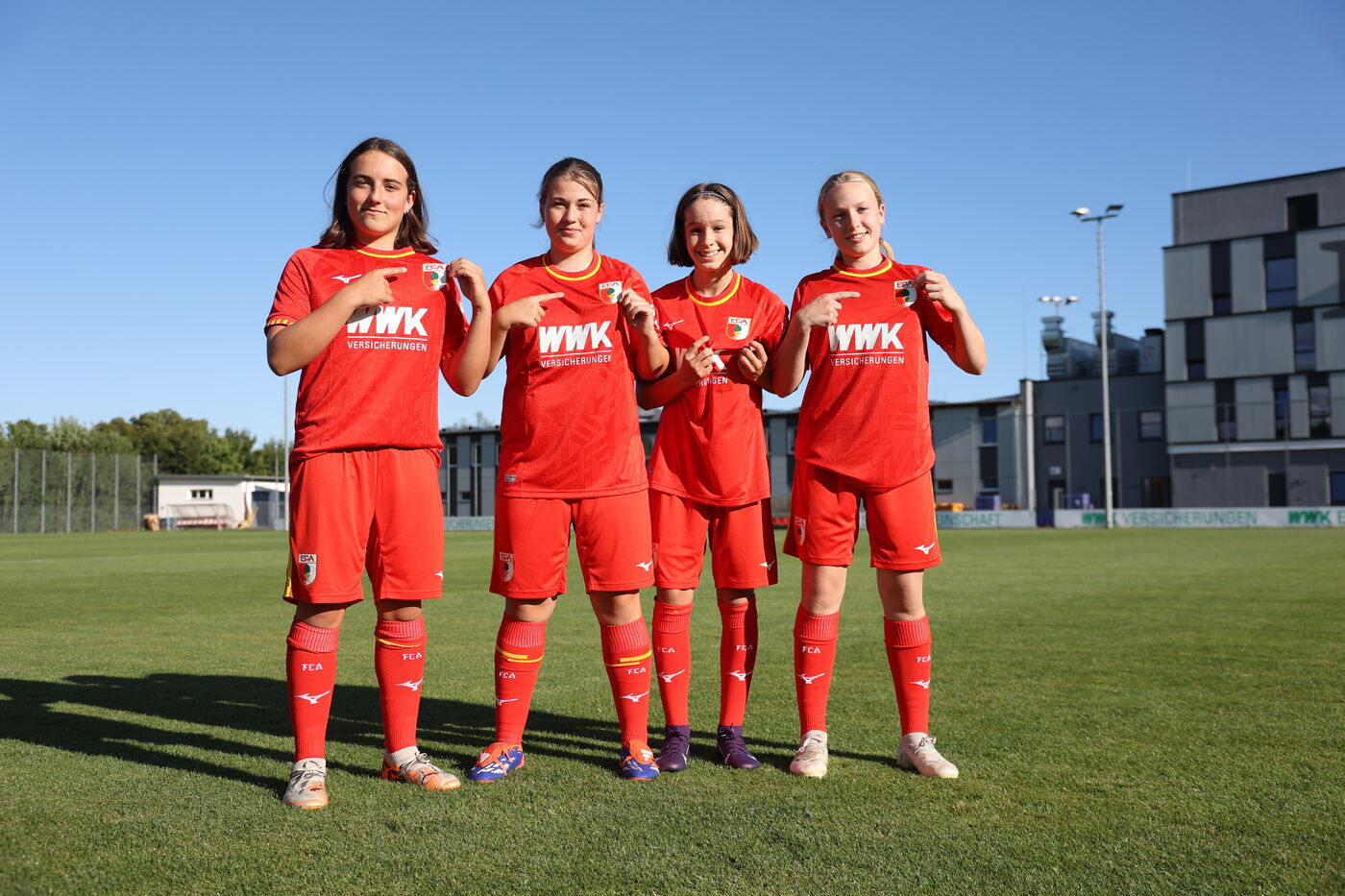 Pflichtpraktikant*in (m/w/d) im Bereich Frauen- und Mädchenfußball Pflichtpraktikant*in (m/w/d) im Bereich Frauen- und Mädchenfußball - Job Bayern - Augsburg - Jobs - Wir suchen Dich!