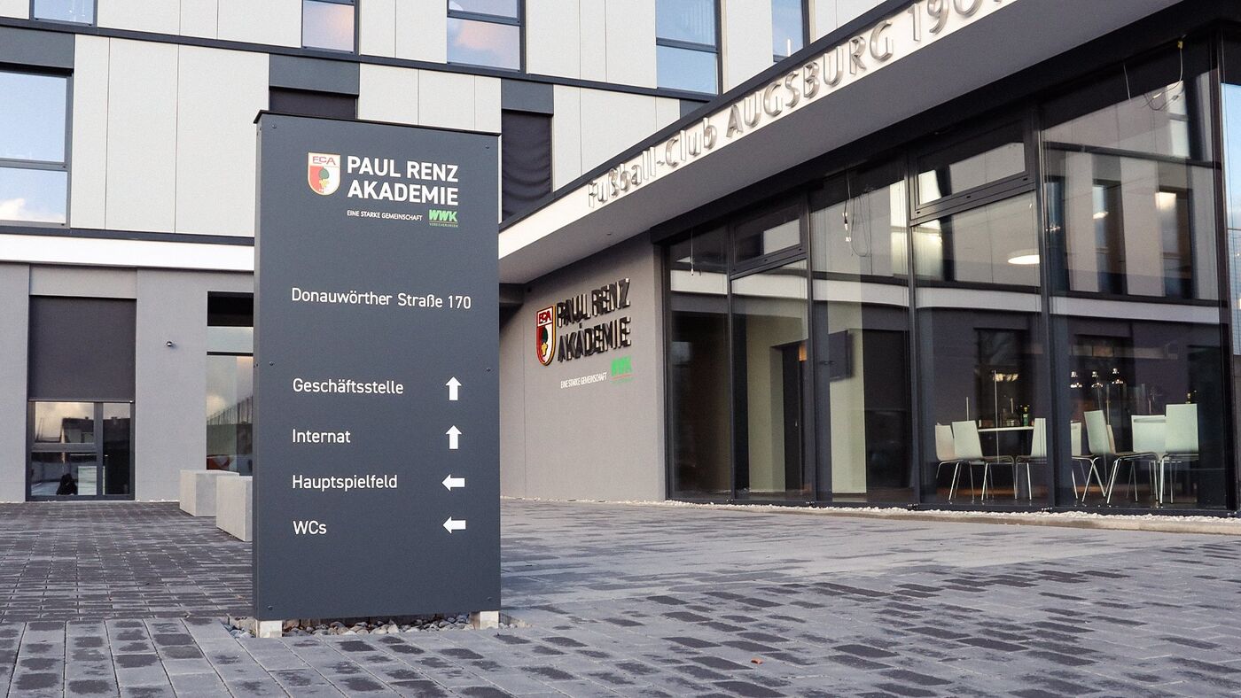 Trainer/innen (m/w/d) für die FCA-Ballschule - Job - Jobs - Wir suchen Dich!