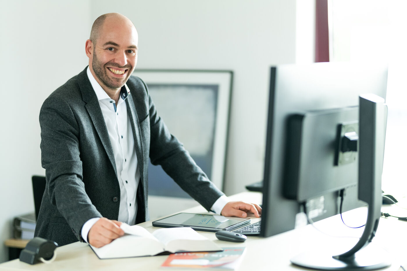 Steuerberater (m/w/d) für Internationales Steuerrecht - Job Köln, Mobiles Arbeiten - Jobs@ AHW Gruppe