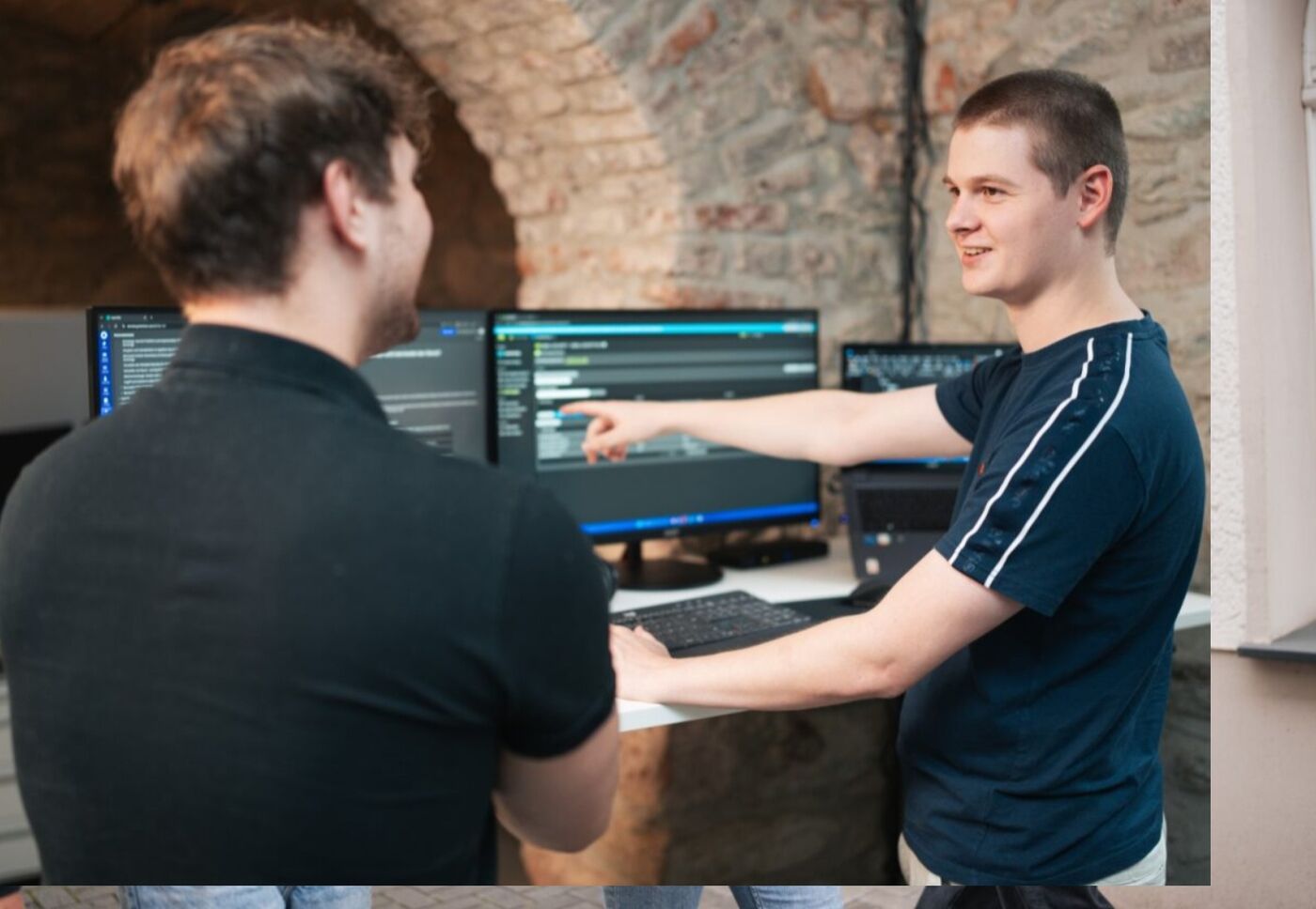 Auszubildende Fachinformatiker Systemintegration 2026 (m/w/d) - Job Wetzlar, Remote work - Karriere bei ELOVADE