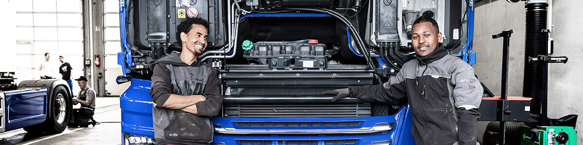 AUSBILDUNG ZUM KRAFTFAHRZEUGMECHATRONIKER (M/W/D) - NUTZFAHRZEUGTECHNIK AUSBILDUNG ZUM KRAFTFAHRZEUGMECHATRONIKER (M/W/D) - NUTZFAHRZEUGTECHNIK - Job Zell a. Harmersbach - Komm an Bord der Klimakapitäne | Jobs bei Ketterer Transporte