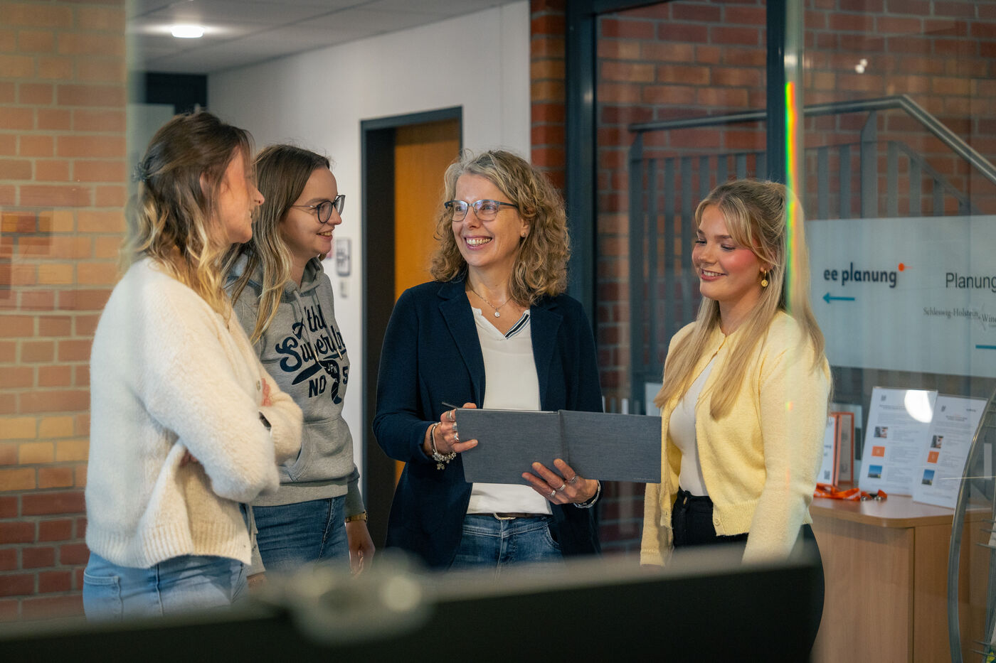 Leitung (m/w/d) für unseren Geschäftsbereich        Unternehmensentwicklung und -kultur - Job Friedrich-Wilhelm-Lübke-Koog, Husum - Deine Karriere mit Cimbergy