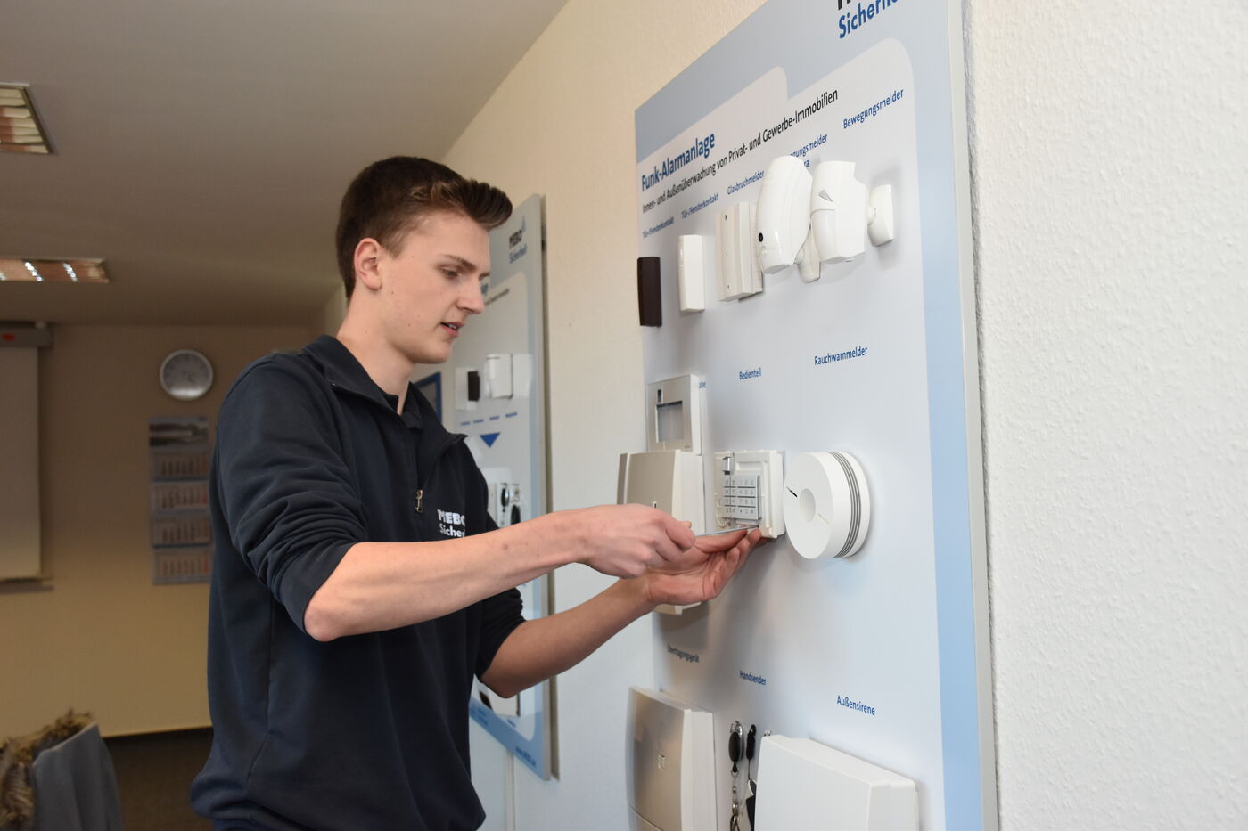 Servicetechniker (m/w/d) Sicherheitsanlagen - Job Klein Rönnau, Mobiles Arbeiten - Jobs