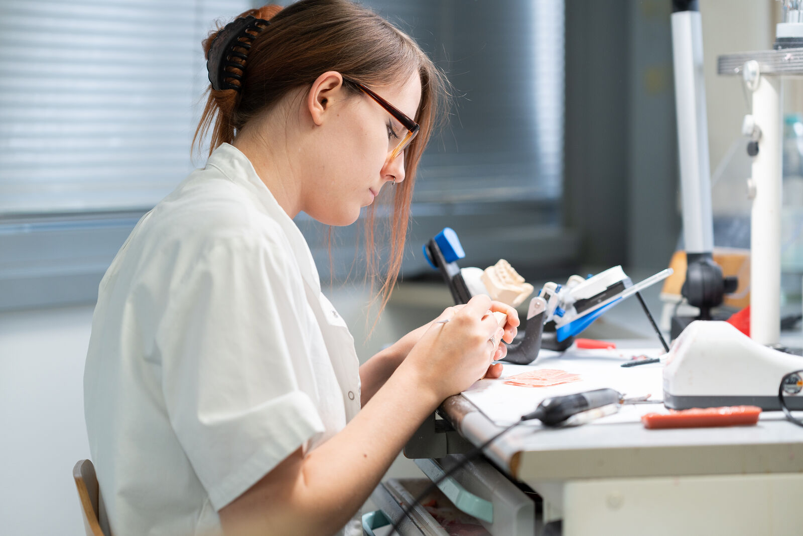 Zahntechniker / Mitarbeiter Arbeitsvorbereitung (m/w/d) Quereinsteiger willkommen - Job Koblenz - Zahntechniker Jobs (m/w/d)