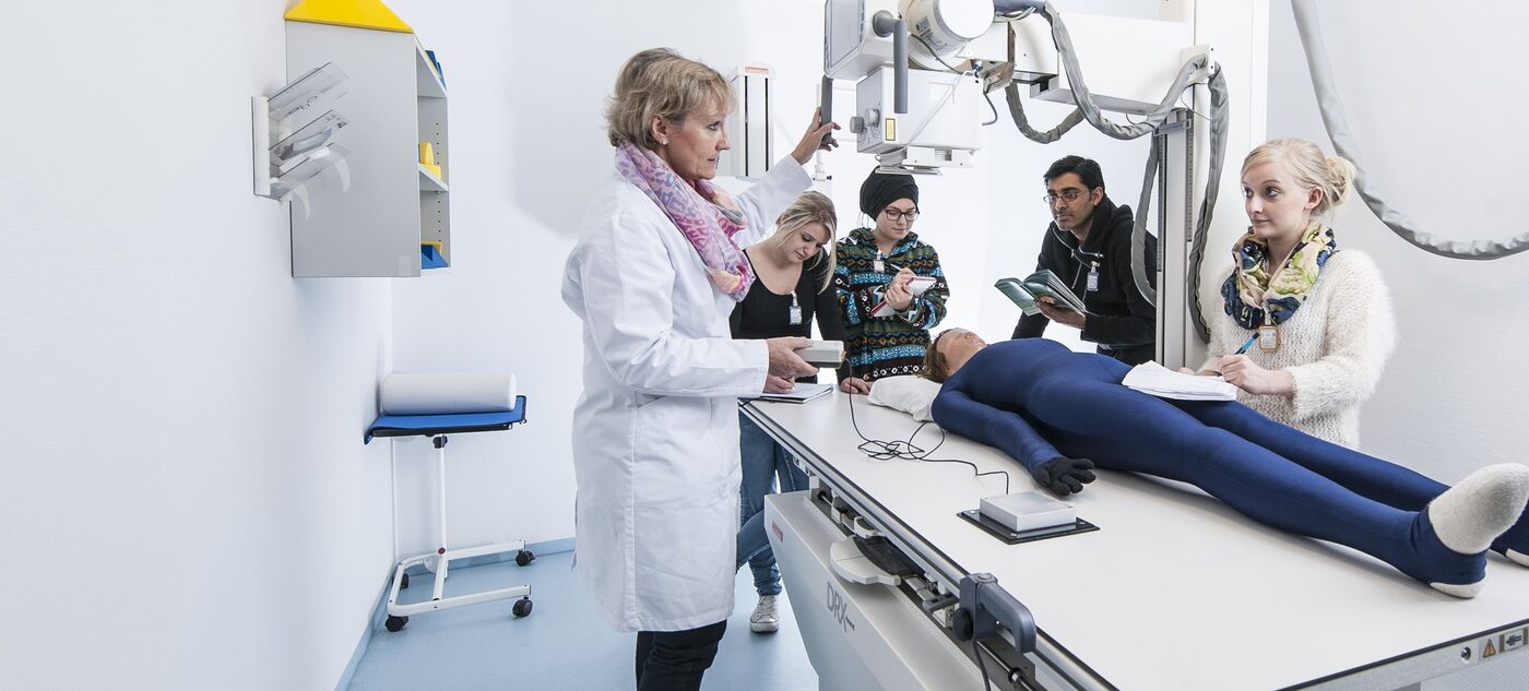 Lehrkraft Radiologie / MTR (w/m/d) - Job Esslingen - Jobs