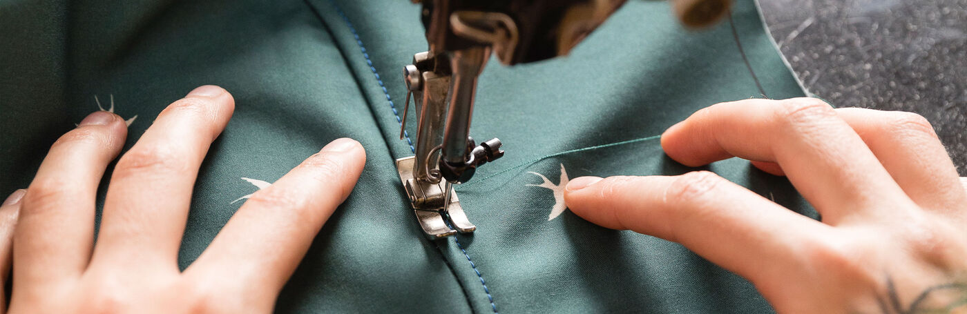 Praktikum im Bereich Bekleidungstechnik (all genders) - Job Berlin - Blutsgeschwister | Offene Stellen