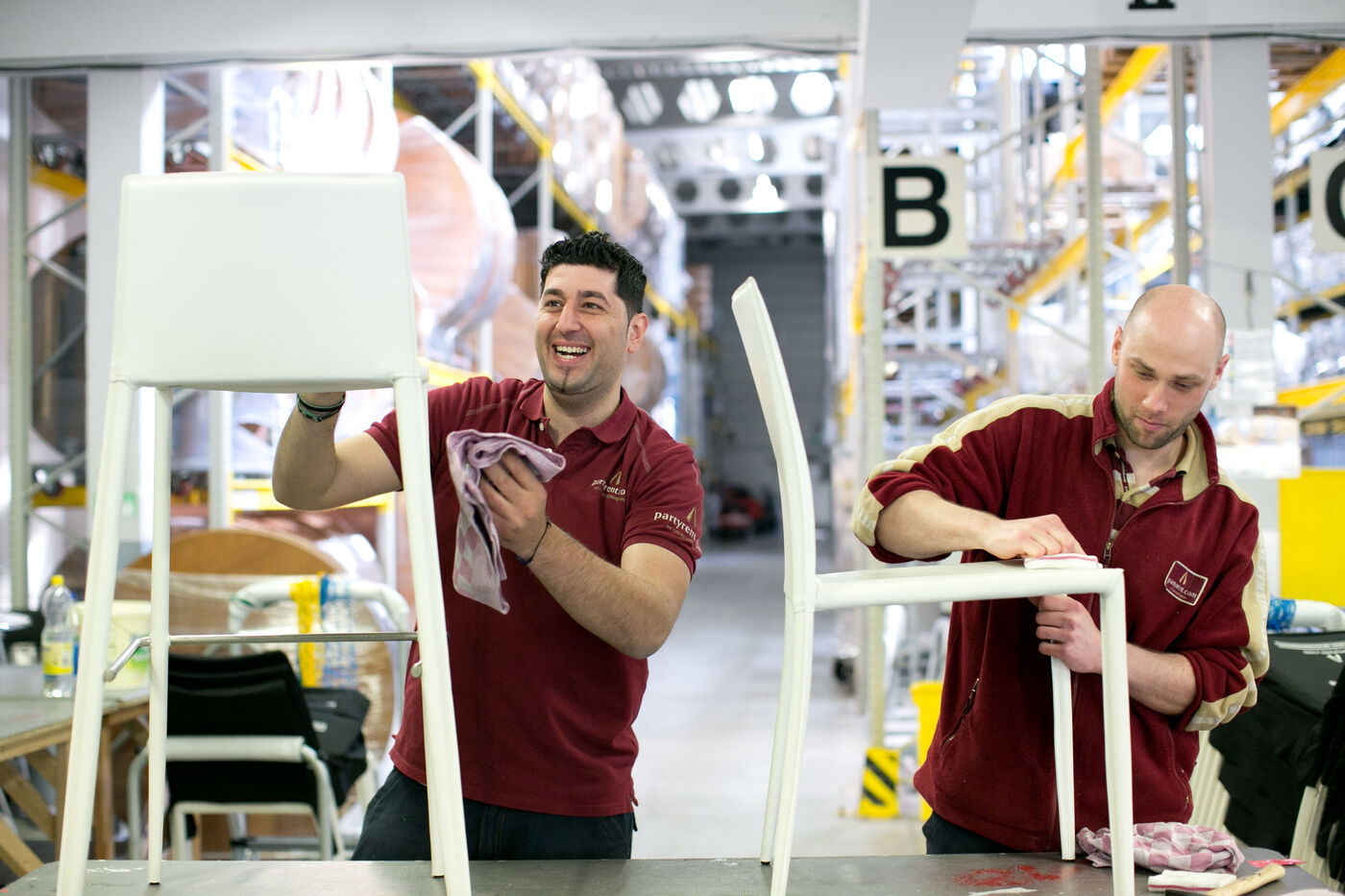 Mitarbeiter (m/w/d) Mietmöbelaufbereitung & Lager Mitarbeiter (m/w/d) Mietmöbelaufbereitung & Lager - Job Berlin - Jobs