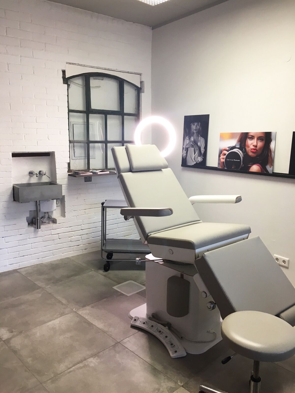 Zahnarzt / Zahnärztin (m/w/d) mit Schwerpunkt Endodontie & Prothetik in Forchheim - Job Forchheim - Team Dental