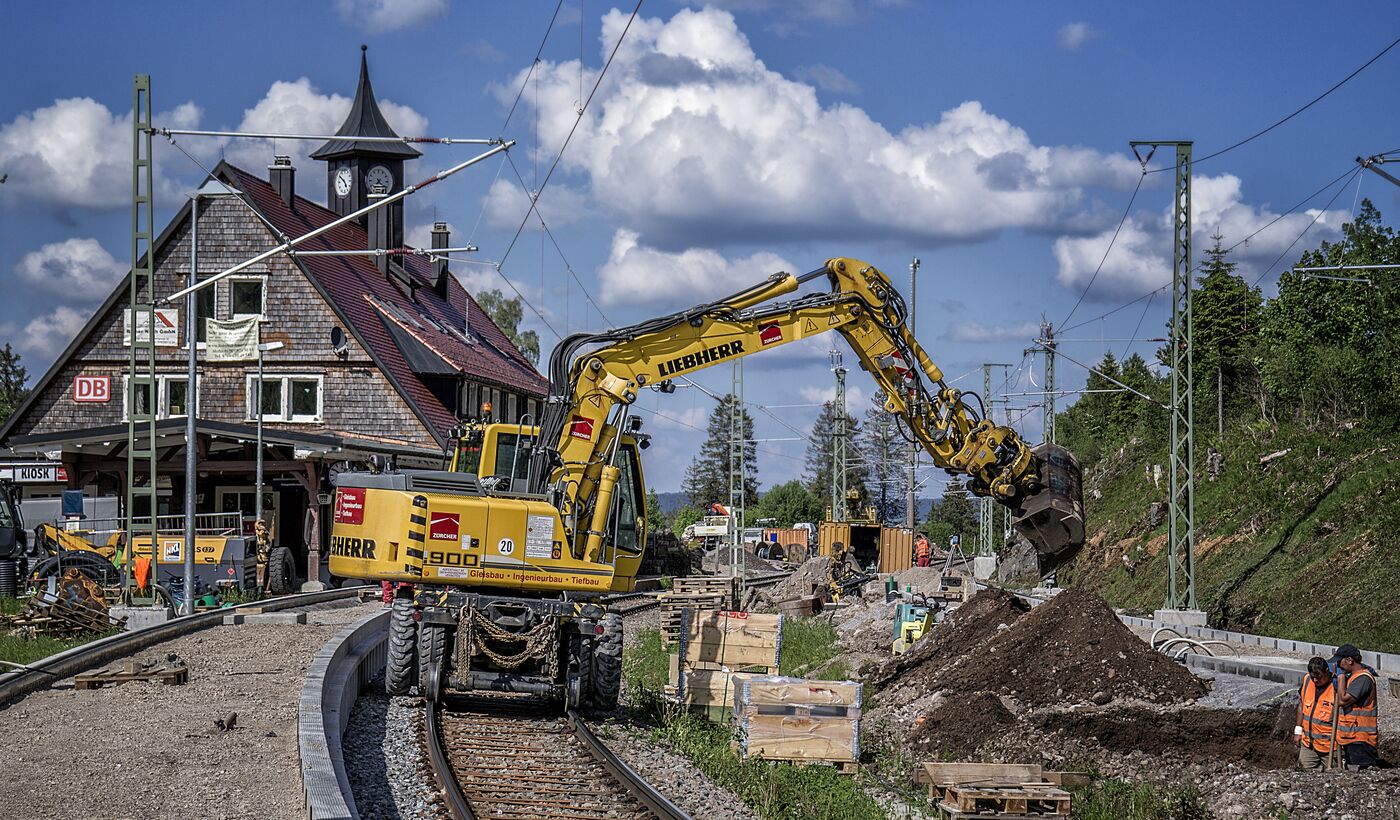 ZWEIWEGE-BAGGER FAHRER (m/w/d) - Job Meißenheim, Würzburg, Hermeskeil - Karriere ZÜRCHER BAU GMBH